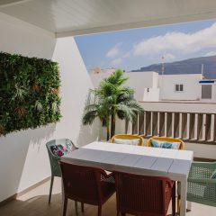 terraza-apartamentos-la-graciosa-exclusive-la-pardela-atico